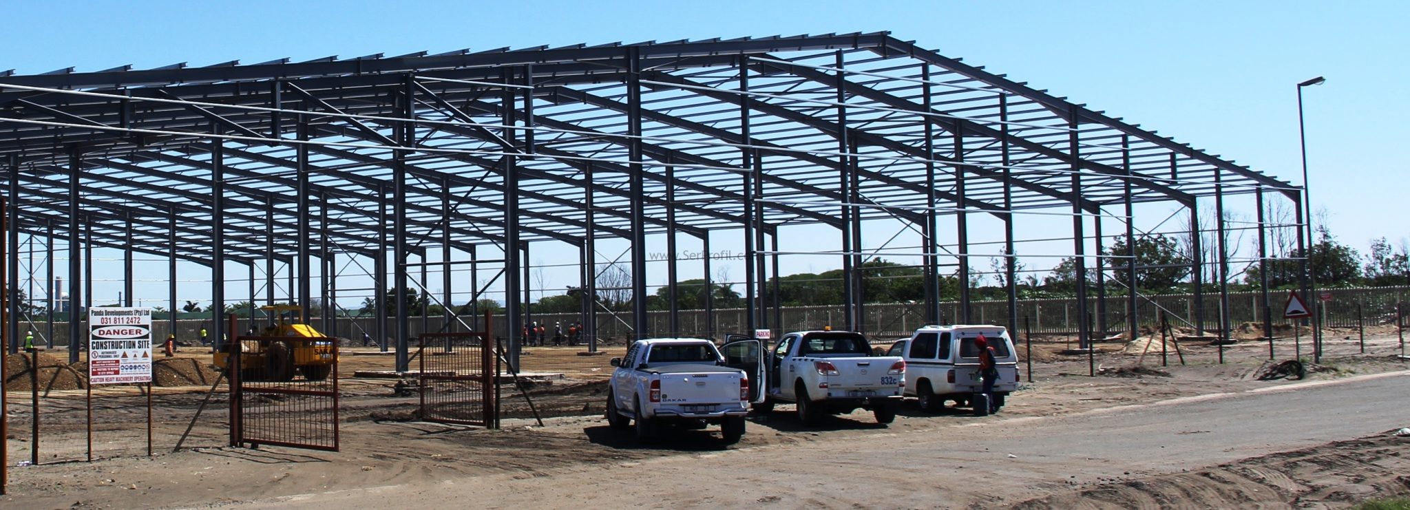 Sandviç Panel Kaplama Çelik Çatılı Fabrika Depo Hangar Malzeme İşçilik Fiyatları