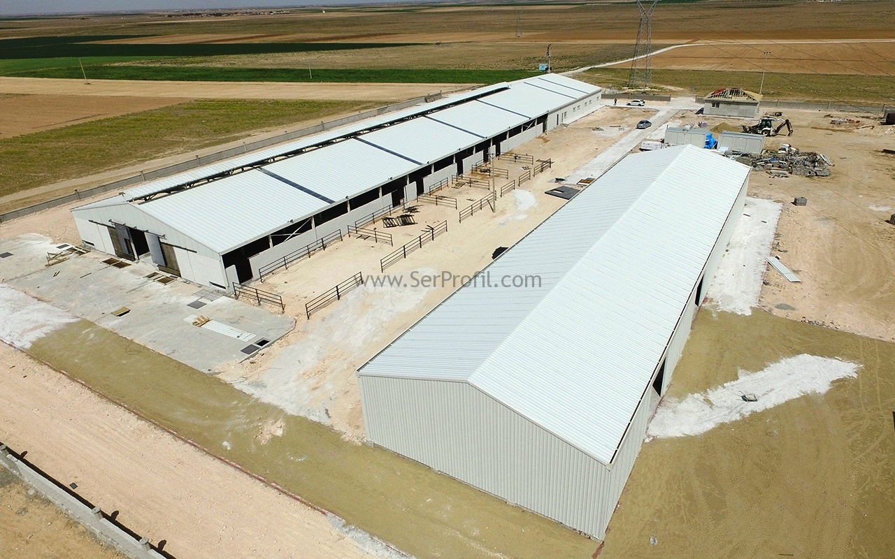 Prefabrik Büyükbaş Küçükbaş Ahır Çiftlik Tavuk Kümesi Fiyatları